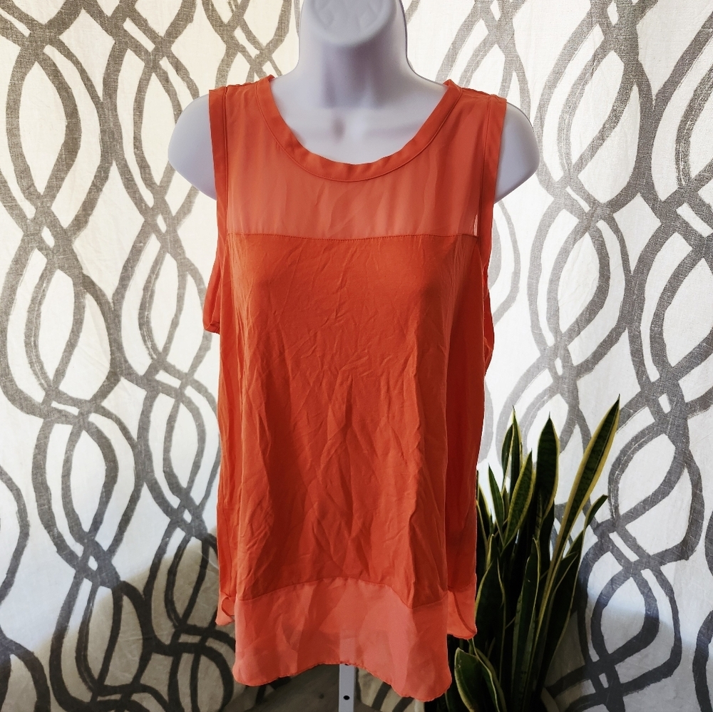 Vince Camuto Beautiful Orange Sleeveless Top Size LARGE